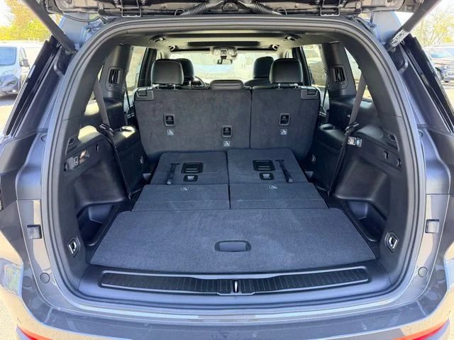 Nuevos JEEP GRAND CHEROKEE L à Estados chez autogozo