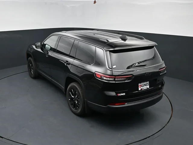 Nuevos JEEP GRAND CHEROKEE L à Estados chez autogozo