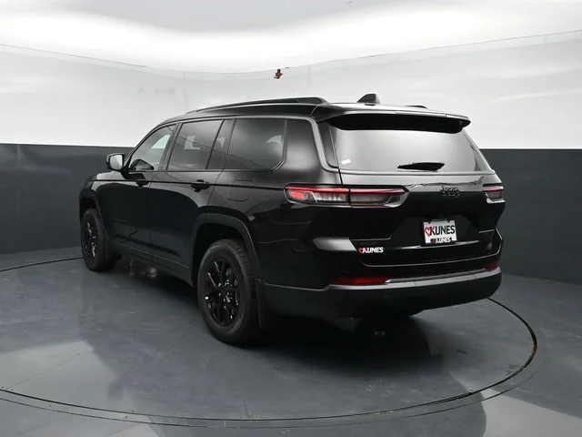 Nuevos JEEP GRAND CHEROKEE L à Estados chez autogozo