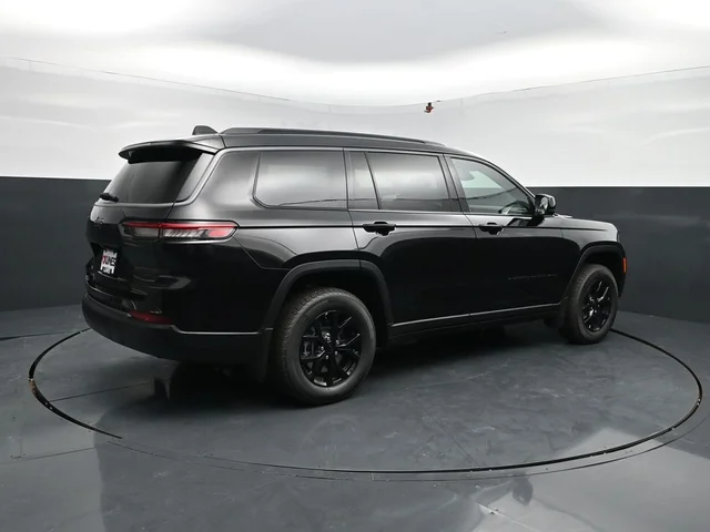 Nuevos JEEP GRAND CHEROKEE L à Estados chez autogozo