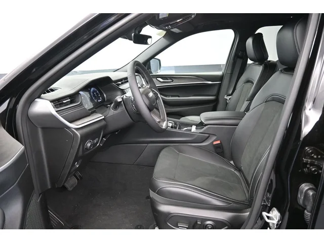 Nuevos JEEP GRAND CHEROKEE L à Estados chez autogozo