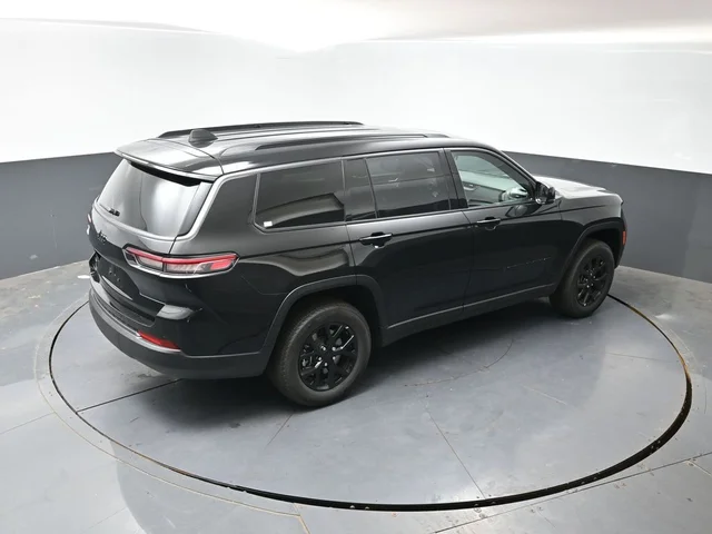 Nuevos JEEP GRAND CHEROKEE L à Estados chez autogozo