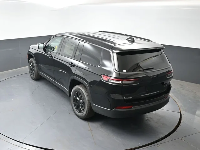 Nuevos JEEP GRAND CHEROKEE L à Estados chez autogozo