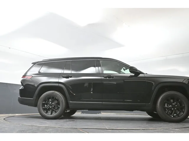 Nuevos JEEP GRAND CHEROKEE L à Estados chez autogozo