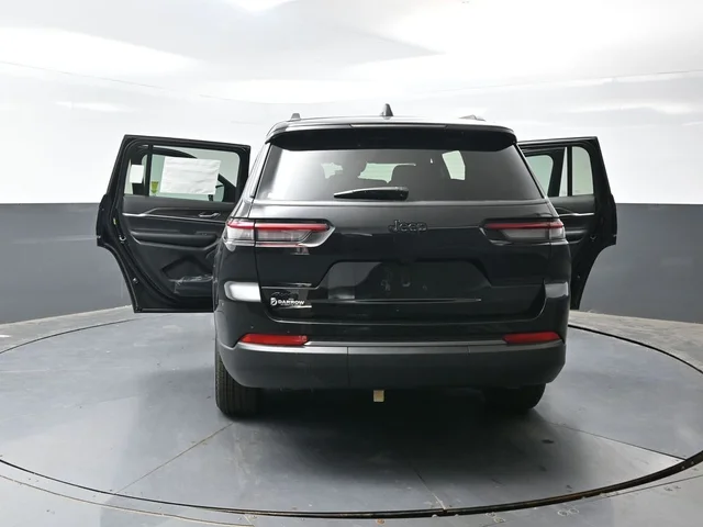 Nuevos JEEP GRAND CHEROKEE L à Estados chez autogozo