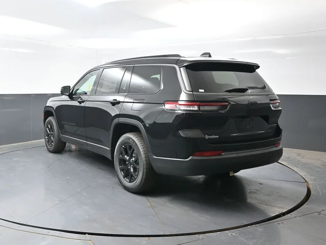 Nuevos JEEP GRAND CHEROKEE L à Estados chez autogozo