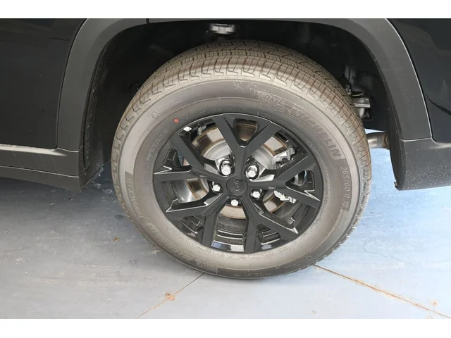 Nuevos JEEP GRAND CHEROKEE L à Estados chez autogozo