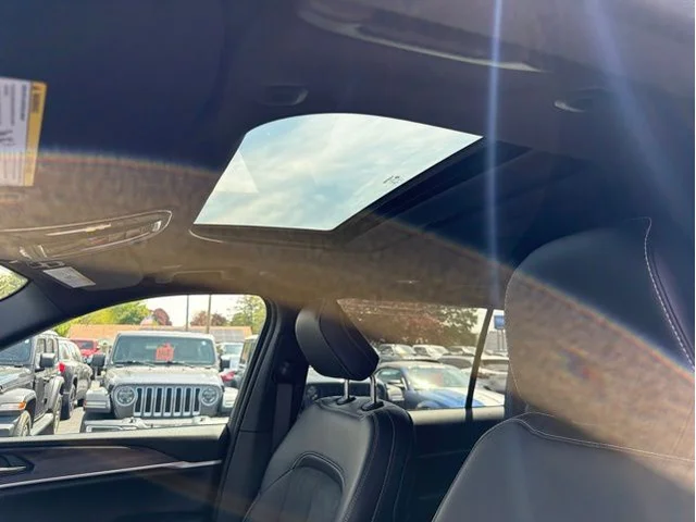 Nuevos JEEP GRAND CHEROKEE L à Estados chez autogozo