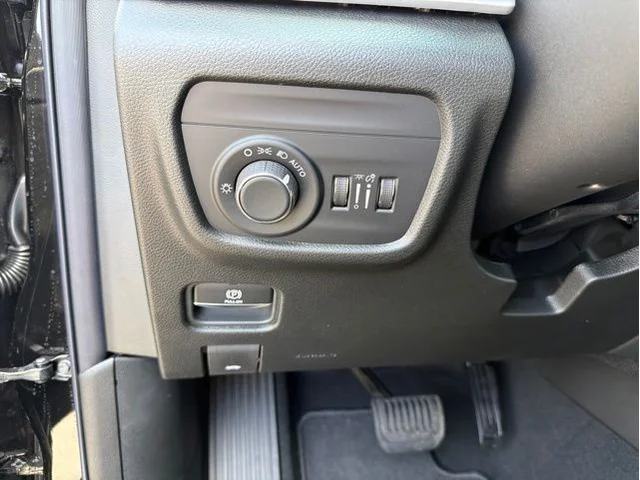 Nuevos JEEP GRAND CHEROKEE L à Estados chez autogozo