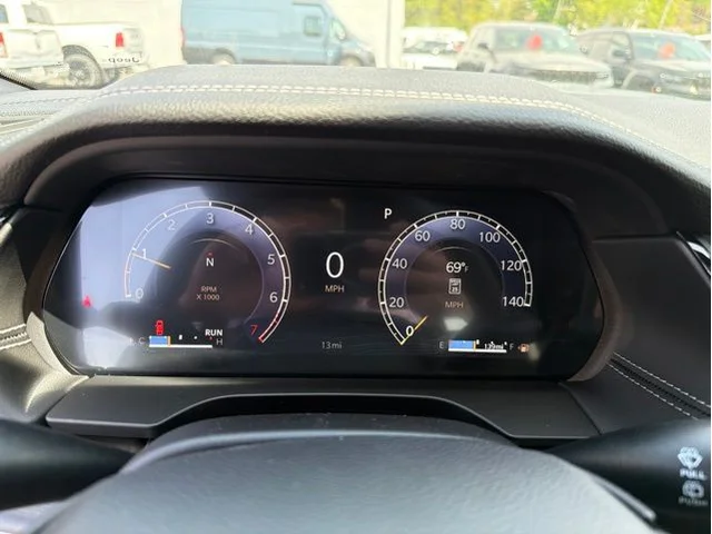 Nuevos JEEP GRAND CHEROKEE L à Estados chez autogozo