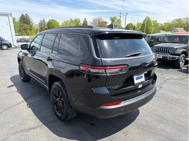 Nuevos JEEP GRAND CHEROKEE L à Estados chez autogozo