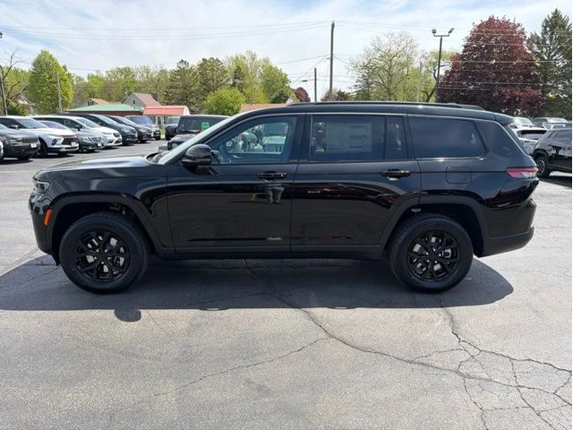 Nuevos JEEP GRAND CHEROKEE L à Estados chez autogozo