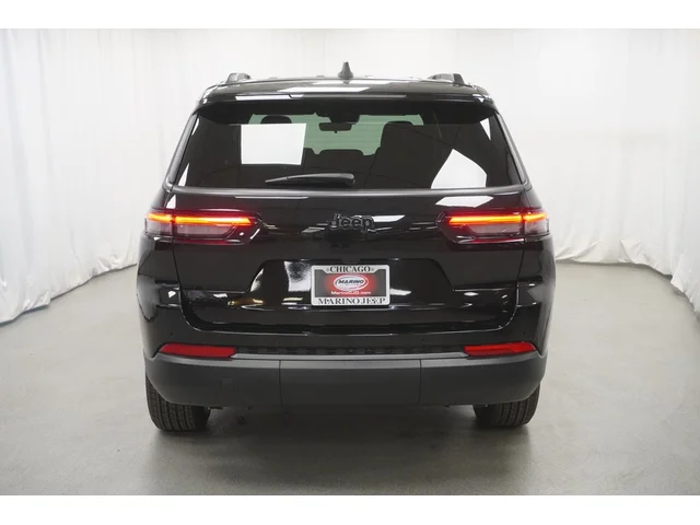 Nuevos JEEP GRAND CHEROKEE L à Estados chez autogozo