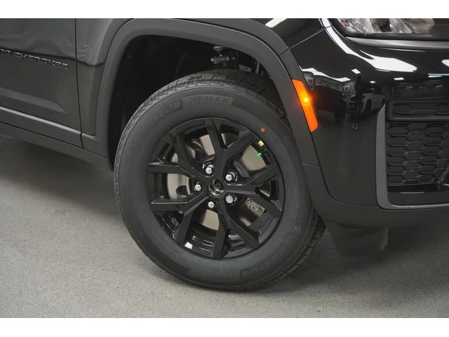 Nuevos JEEP GRAND CHEROKEE L à Estados chez autogozo