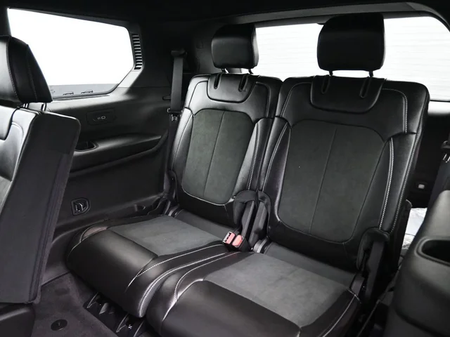 Nuevos JEEP GRAND CHEROKEE L à Estados chez autogozo