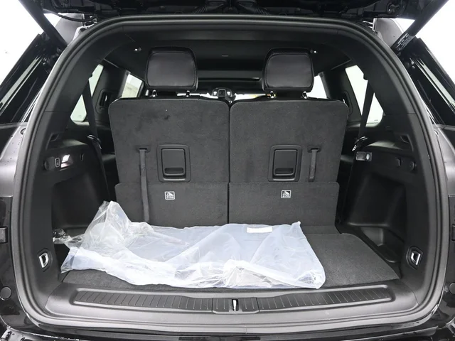 Nuevos JEEP GRAND CHEROKEE L à Estados chez autogozo