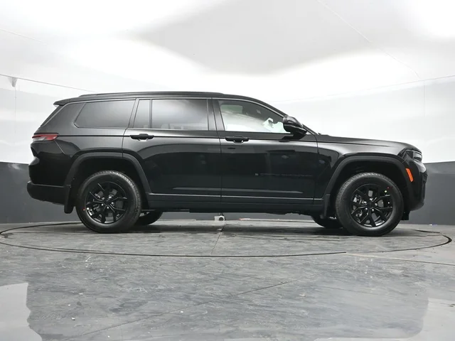 Nuevos JEEP GRAND CHEROKEE L à Estados chez autogozo