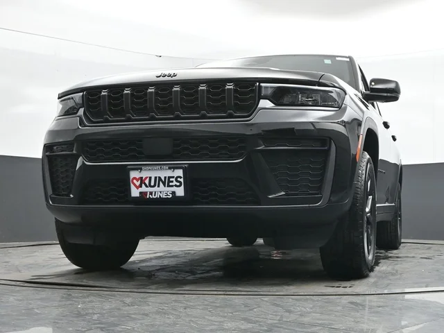 Nuevos JEEP GRAND CHEROKEE L à Estados chez autogozo