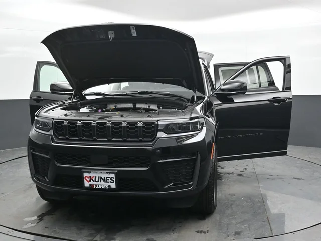 Nuevos JEEP GRAND CHEROKEE L à Estados chez autogozo
