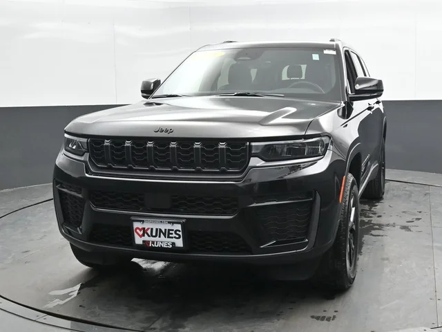 Nuevos JEEP GRAND CHEROKEE L à Estados chez autogozo