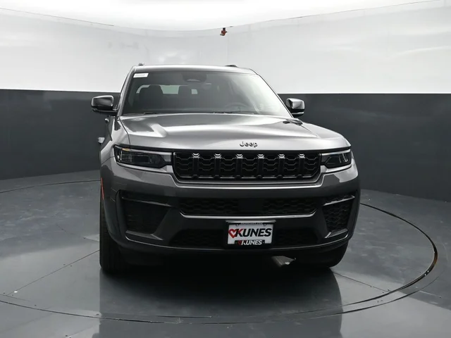 Nuevos JEEP GRAND CHEROKEE L à Estados chez autogozo