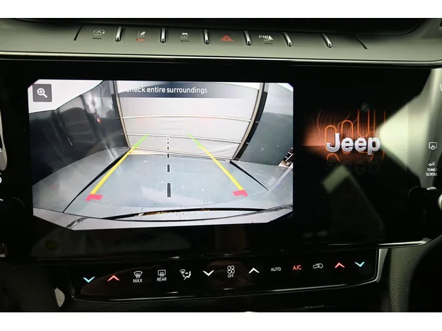 Nuevos JEEP GRAND CHEROKEE L à Estados chez autogozo