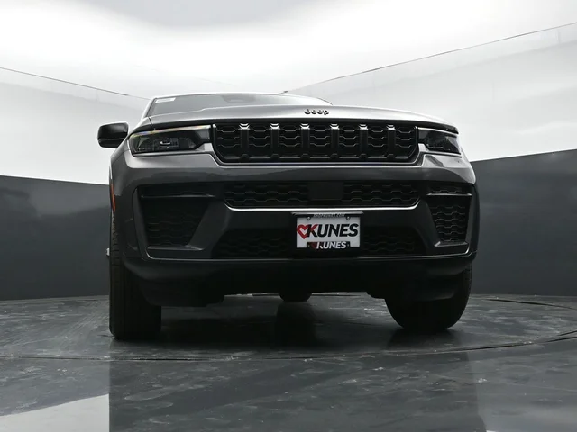Nuevos JEEP GRAND CHEROKEE L à Estados chez autogozo