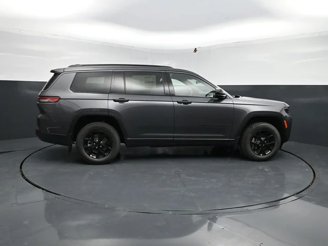 Nuevos JEEP GRAND CHEROKEE L à Estados chez autogozo