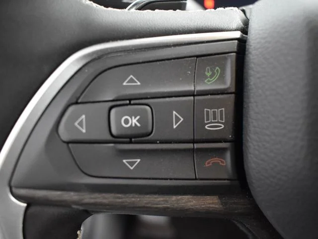 Nuevos JEEP GRAND CHEROKEE L à Estados chez autogozo
