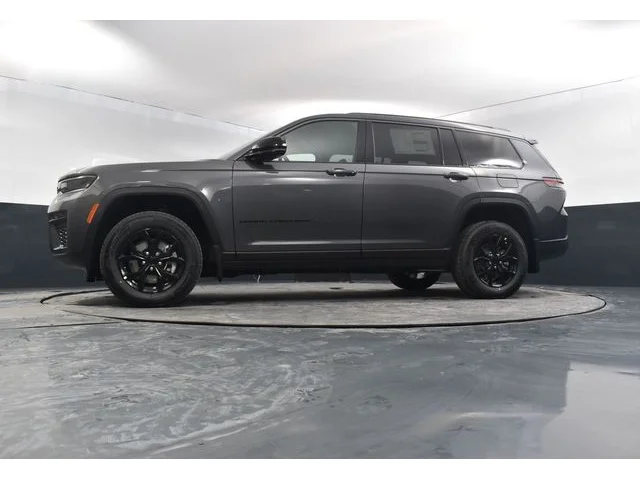 Nuevos JEEP GRAND CHEROKEE L à Estados chez autogozo