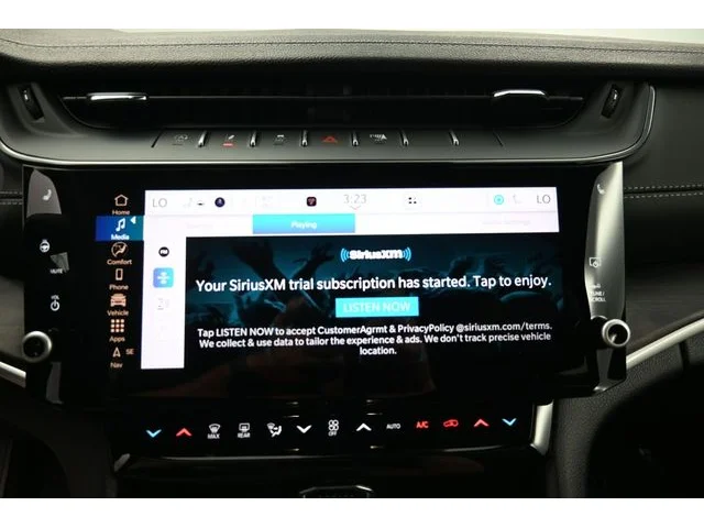 Nuevos JEEP GRAND CHEROKEE L à Estados chez autogozo
