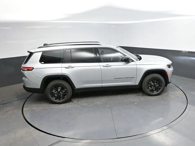 Nuevos JEEP GRAND CHEROKEE L à Estados chez autogozo