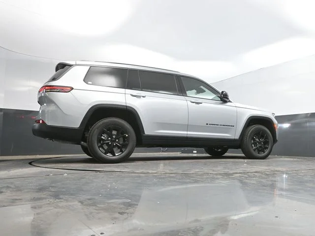 Nuevos JEEP GRAND CHEROKEE L à Estados chez autogozo