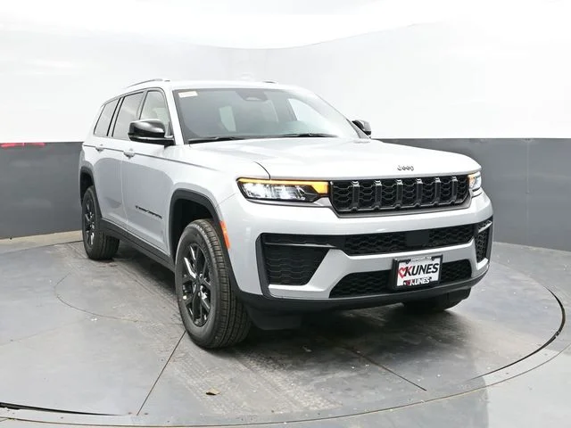 Nuevos JEEP GRAND CHEROKEE L à Estados chez autogozo