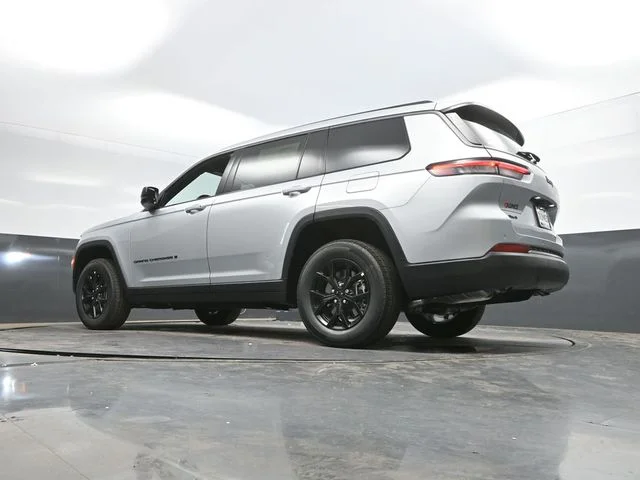 Nuevos JEEP GRAND CHEROKEE L à Estados chez autogozo