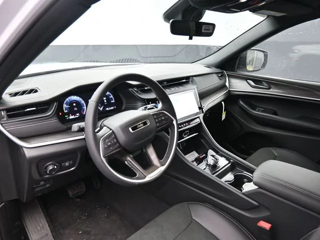 Nuevos JEEP GRAND CHEROKEE L à Estados chez autogozo
