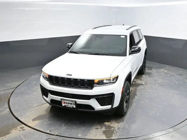 Nuevos JEEP GRAND CHEROKEE L à Estados chez autogozo