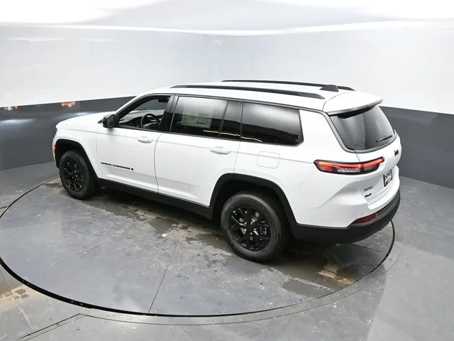 Nuevos JEEP GRAND CHEROKEE L à Estados chez autogozo