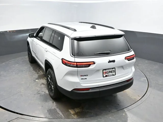 Nuevos JEEP GRAND CHEROKEE L à Estados chez autogozo