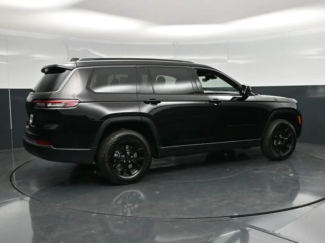 Nuevos JEEP GRAND CHEROKEE L à Estados chez autogozo