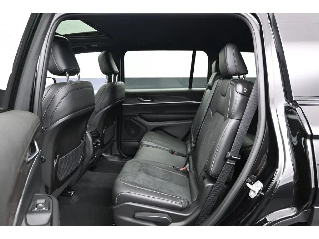 Nuevos JEEP GRAND CHEROKEE L à Estados chez autogozo