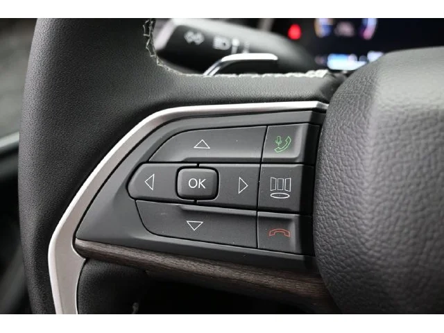 Nuevos JEEP GRAND CHEROKEE L à Estados chez autogozo