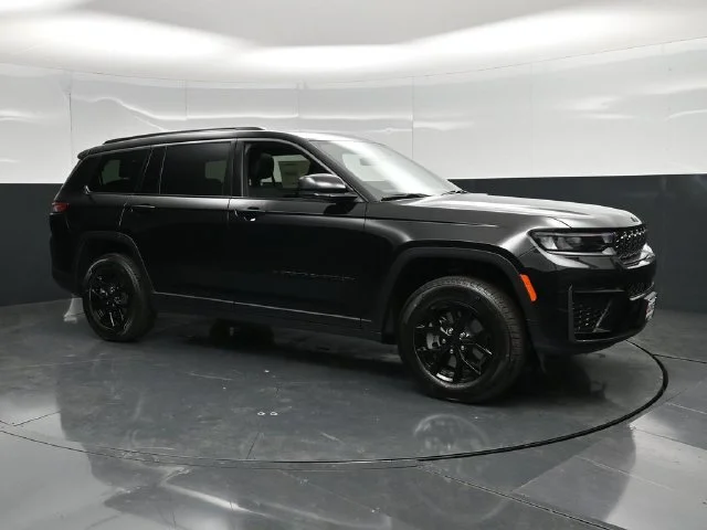 Nuevos JEEP GRAND CHEROKEE L à Estados chez autogozo