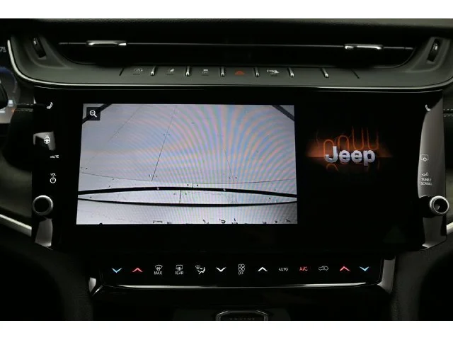 Nuevos JEEP GRAND CHEROKEE L à Estados chez autogozo
