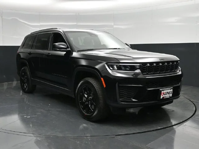 Nuevos JEEP GRAND CHEROKEE L à Estados chez autogozo