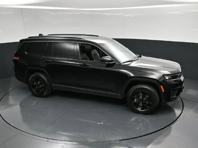 Nuevos JEEP GRAND CHEROKEE L à Estados chez autogozo