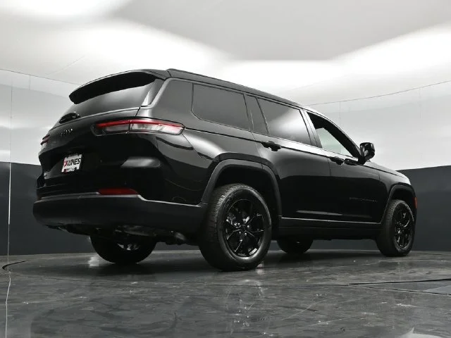 Nuevos JEEP GRAND CHEROKEE L à Estados chez autogozo