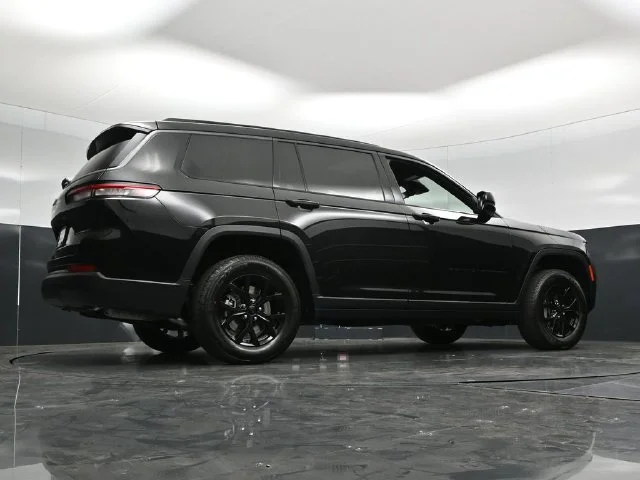 Nuevos JEEP GRAND CHEROKEE L à Estados chez autogozo