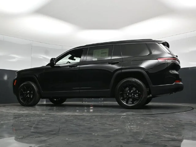 Nuevos JEEP GRAND CHEROKEE L à Estados chez autogozo