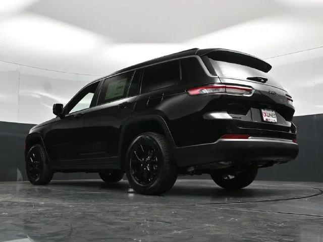 Nuevos JEEP GRAND CHEROKEE L à Estados chez autogozo